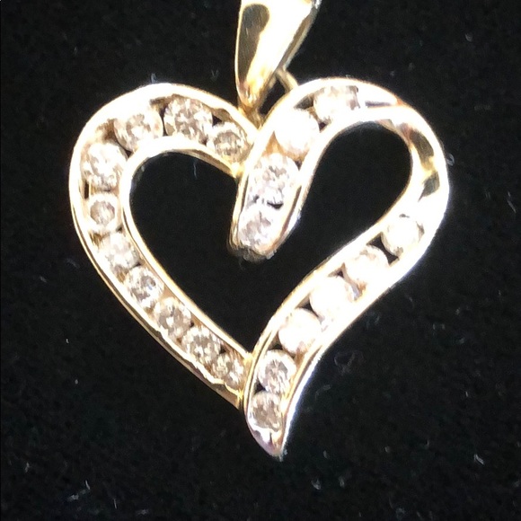 🎉HP🎉Genuine Diamonds set in 10K Gold - Picture 3 of 7